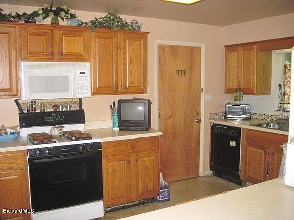 4th image of 219 Osage Dr