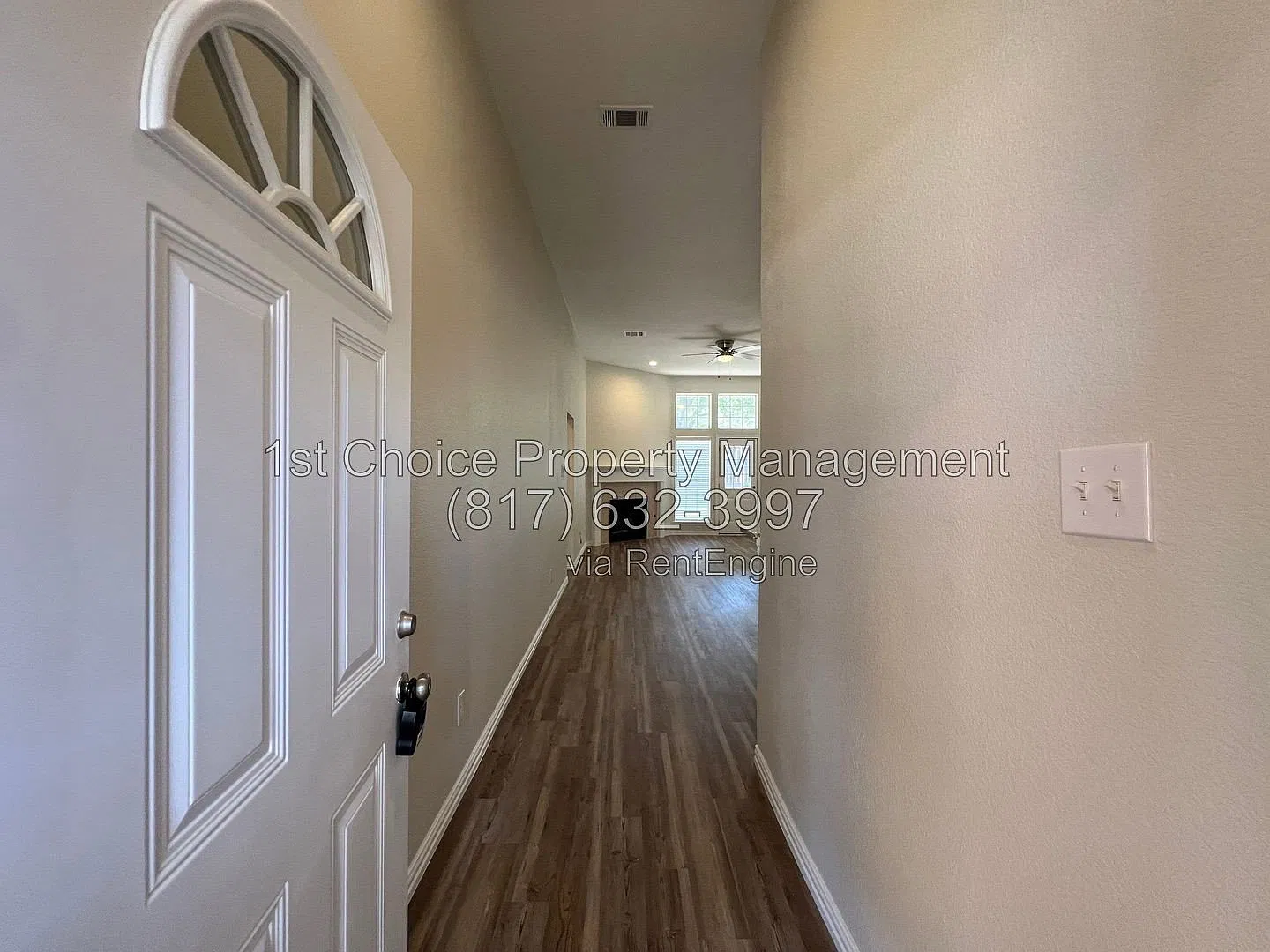 3 bed, 2.0 bath, 1558 sqft, $2,050 — Photo 4