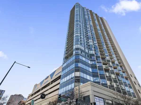 111 W Maple St APT 1110, Chicago, IL 60610