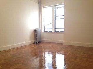 2617 Halperin Ave #3B, Bronx, NY 10461
