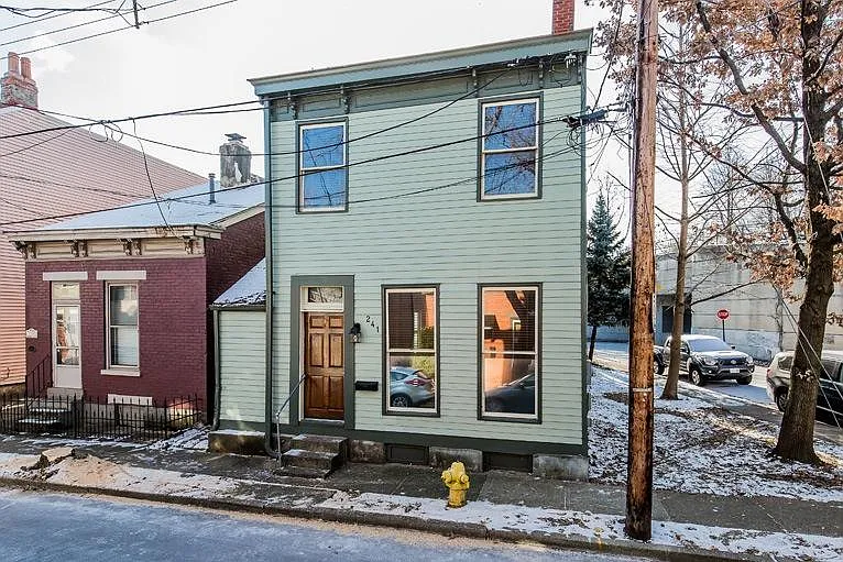 241 Kentucky Ave photo 1