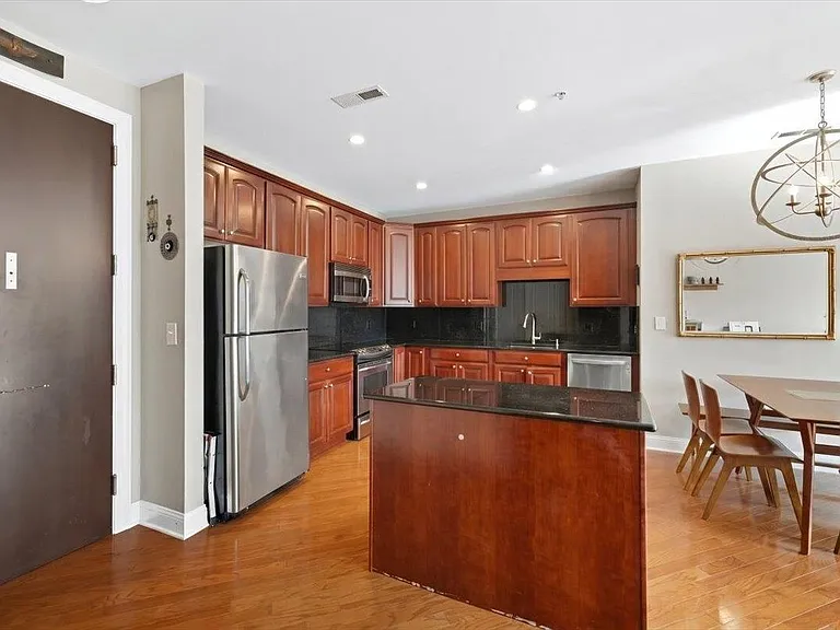 20 Avenue At Port Imperial #429 — Photo 3