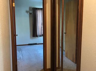 519 SW 2nd St, Greenfield, IA 50849