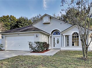 335 Sterling Lake Dr, Ocoee, FL 34761