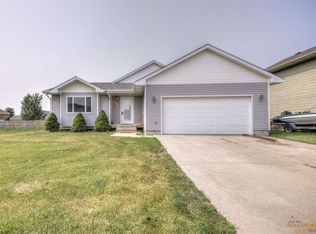 5289 Mercury Dr, Rapid City, SD 57703