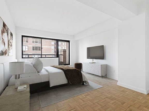 3rd image of 200 E 87th St APT 16K