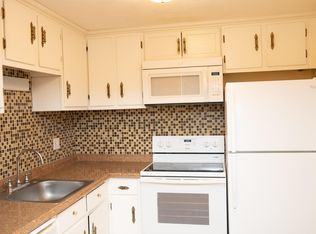 4 Williamsburg Ct UNIT 2, Shrewsbury, MA 01545