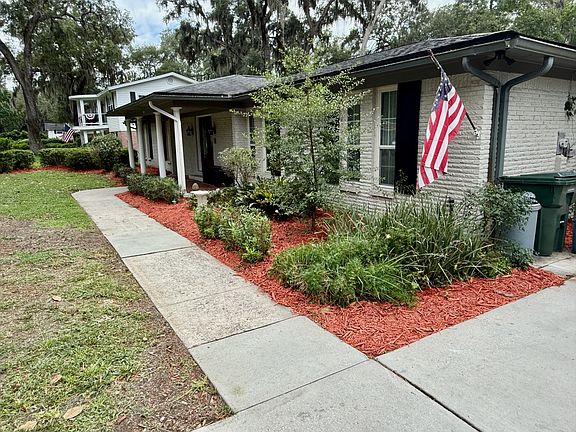 4th image of 2374 Stafford Dr