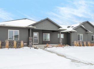 7600 W Lobelia St, Sioux Falls, SD 57106