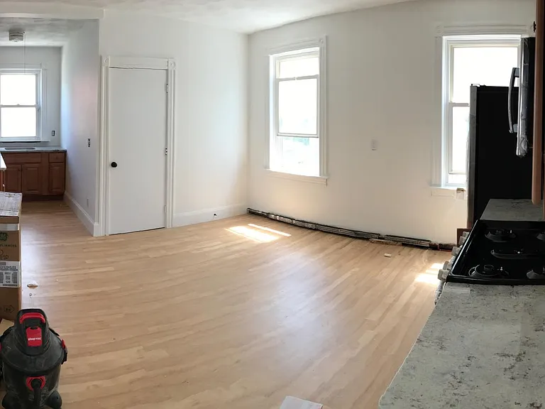 83 Brook St #1 — Photo 2