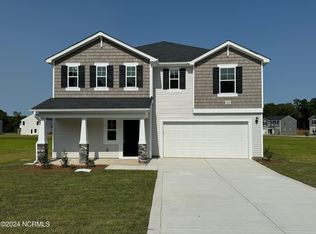 552 Walters Run Dr, Raeford, NC 28376