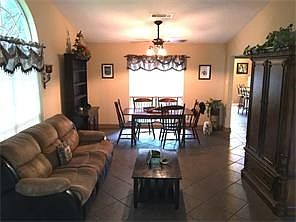 4th image of 103 Burrwood Dr