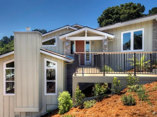 2279 Bunker Hill Dr, San Mateo, CA 94402