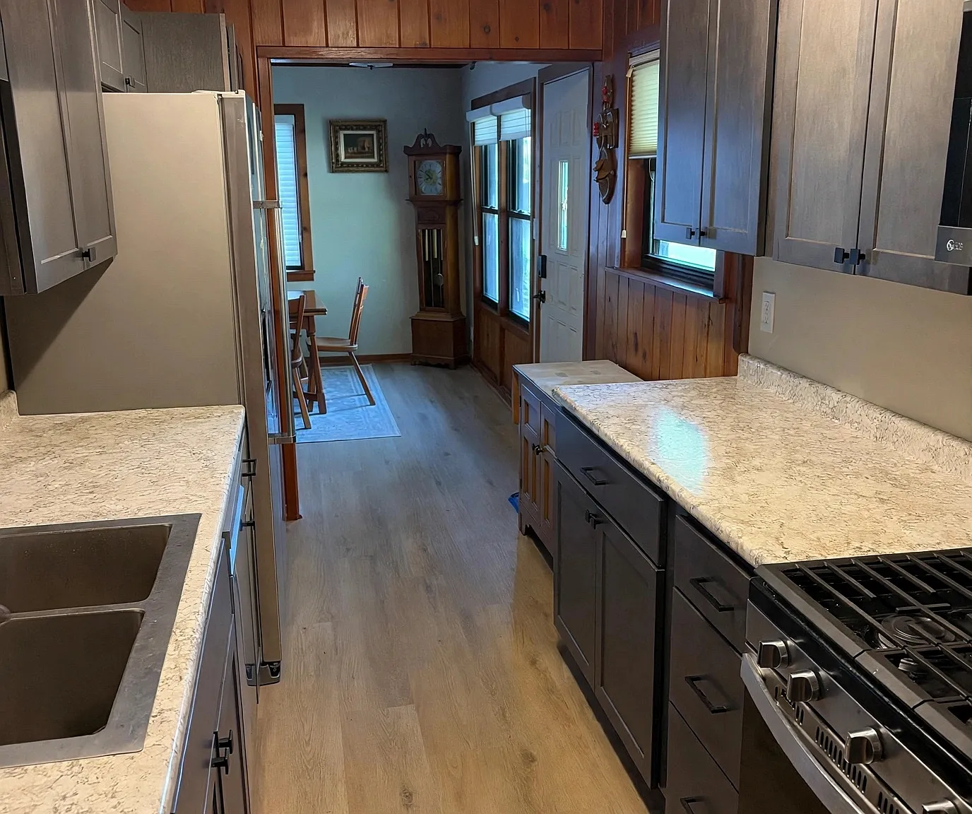 3 bed, 1.5 bath, 1127 sqft, $1,950 — Photo 2