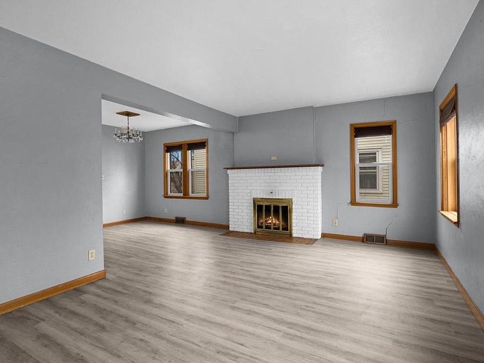 1207 Ferry St, La Crosse, WI 54601 Zillow