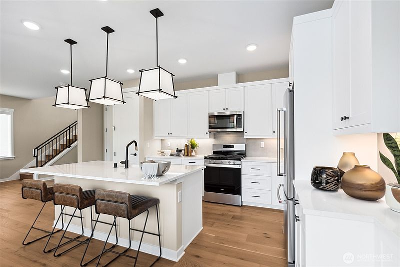 5th image of 19294 Bergen Drive NW #23