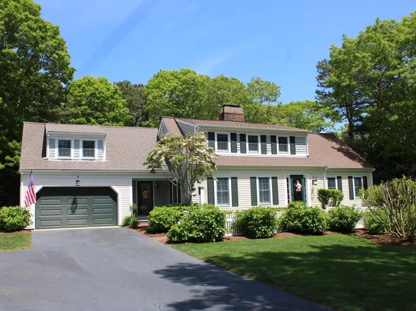 64 Cotuit Bay Drive, Cotuit, MA 02635