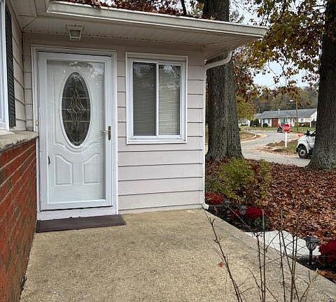 3rd image of 19 Pheasant Street #B
