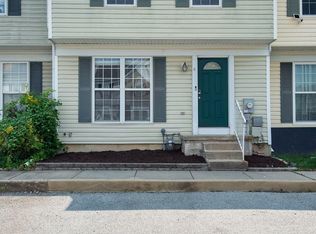 4 Charles Ct, Newark, DE 19702