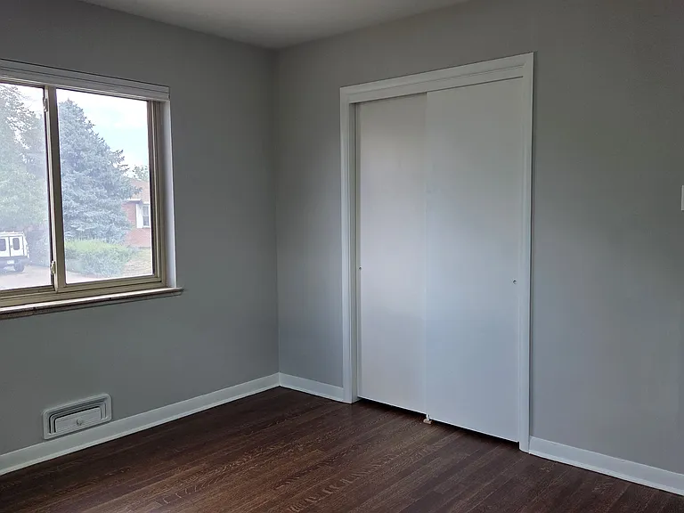 2131 S Yates St — Photo 9