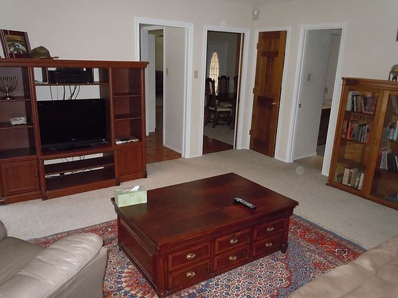 Family Room multiple entries