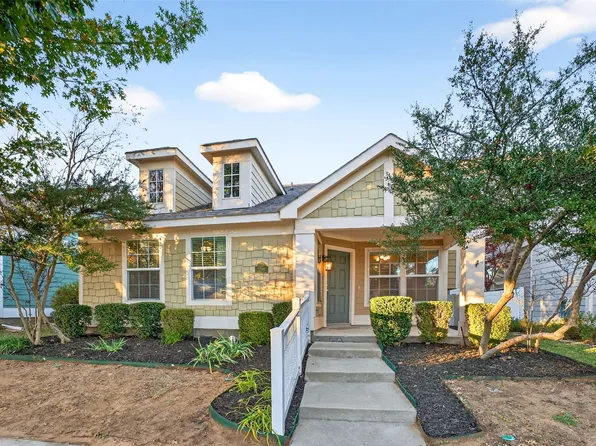 9105 Waterman Dr, Aubrey, TX 76227