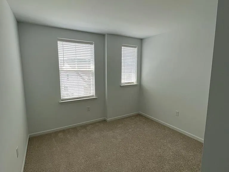 1821 Shady Ln — Photo 29