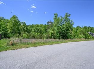 5084 Rambling Meadows Dr, Reidsville, NC 27320