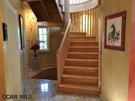2nd image of 2643 Sleepy Hollow Dr