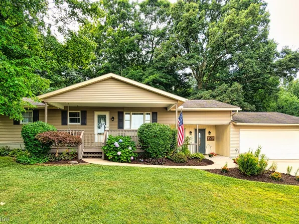 28309 Mountz Rd, East Rochester, OH 44625