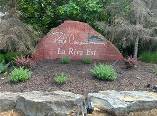 1401A Via Del Lago Dr, Sunrise Beach, MO 65079