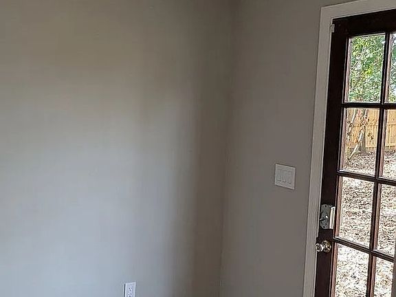 4th image of 1848 Cooper Lake Dr SE