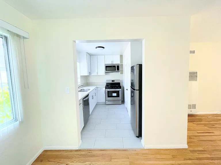 11230 Hortense St #4 — Photo 2