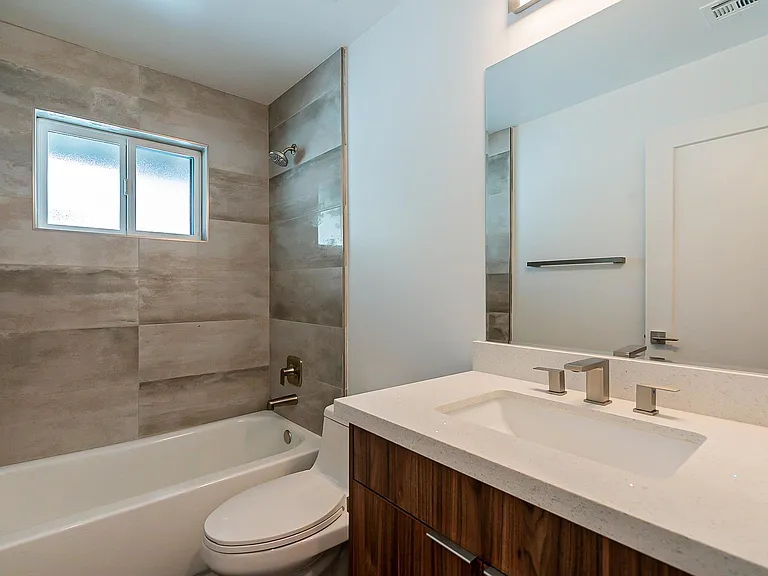 4639 N 12th Ave #3 — Photo 9