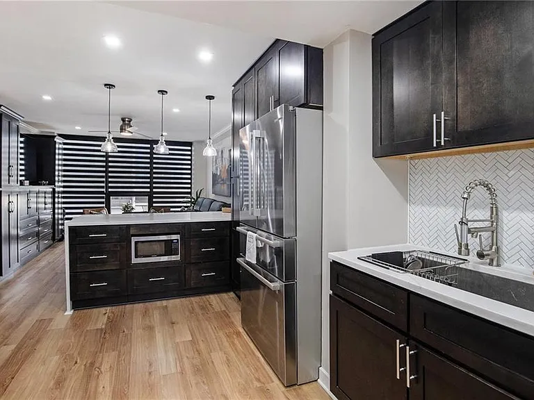 1280 W Peachtree St NW #1402 — Photo 7