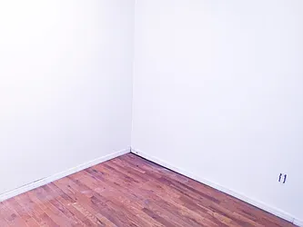 Rented by New York Realty Minimax Inc