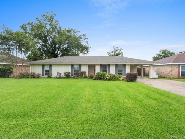 1436 S Greenfield Cir, Lake Charles, LA 70605