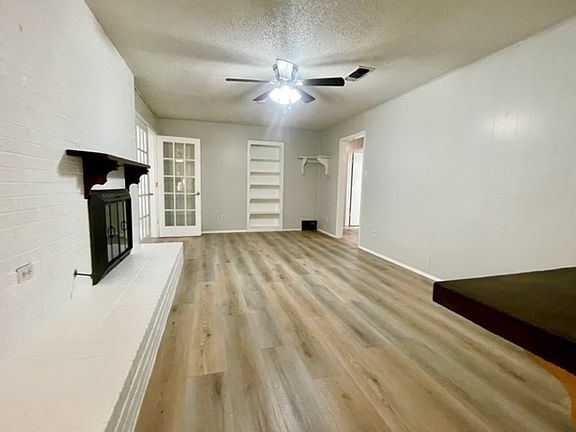5th image of 4925 Saucer Dr