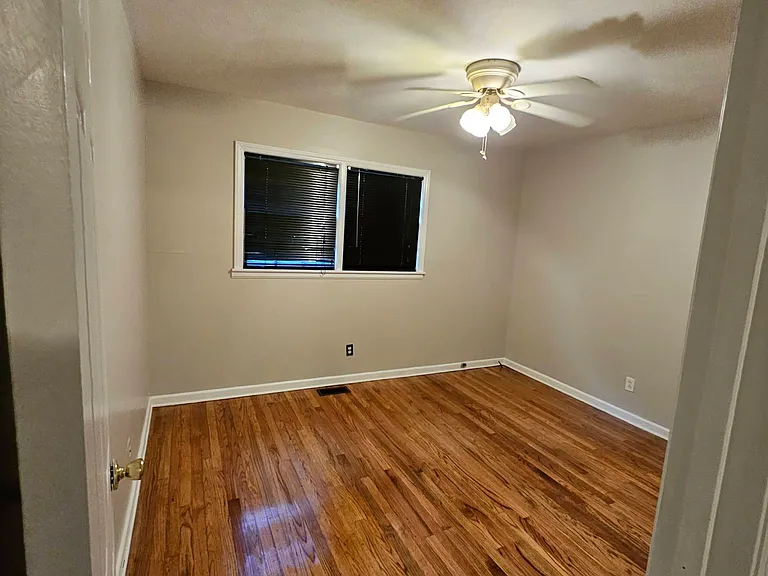 2329 Regan Ave — Photo 8