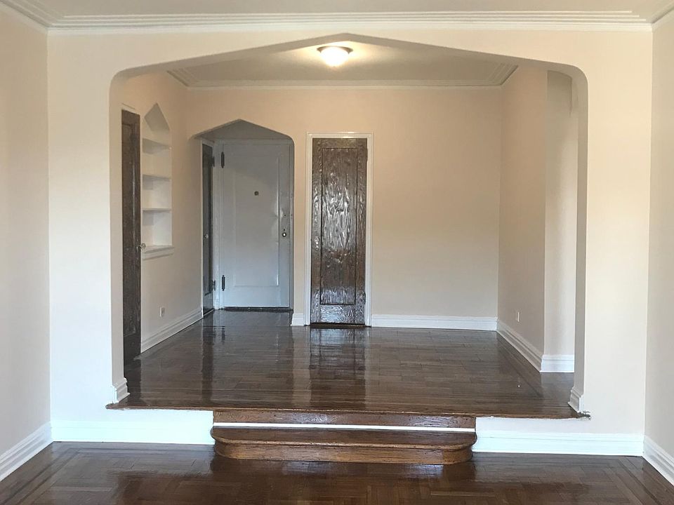 1st image of 33 Loudoun St APT 3F