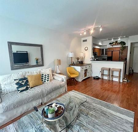 3rd image of 806 E Windward Way APT 420