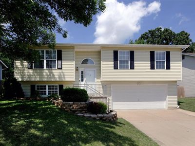 106 McClay Village Dr, Saint Peters, MO, 63376
