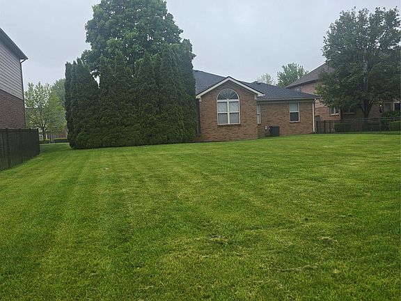 4th image of 35050 Newport Ct