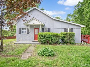 400 Southwind Dr, Belleville, IL 62221