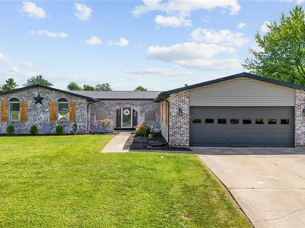 2470 Leon Ln, Springfield, OH 45502