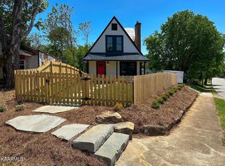 735 Church St, Loudon, TN 37774