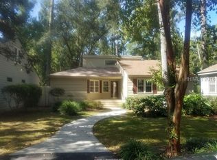 2 Fernwood Trl, Hilton Head Island, SC 29926