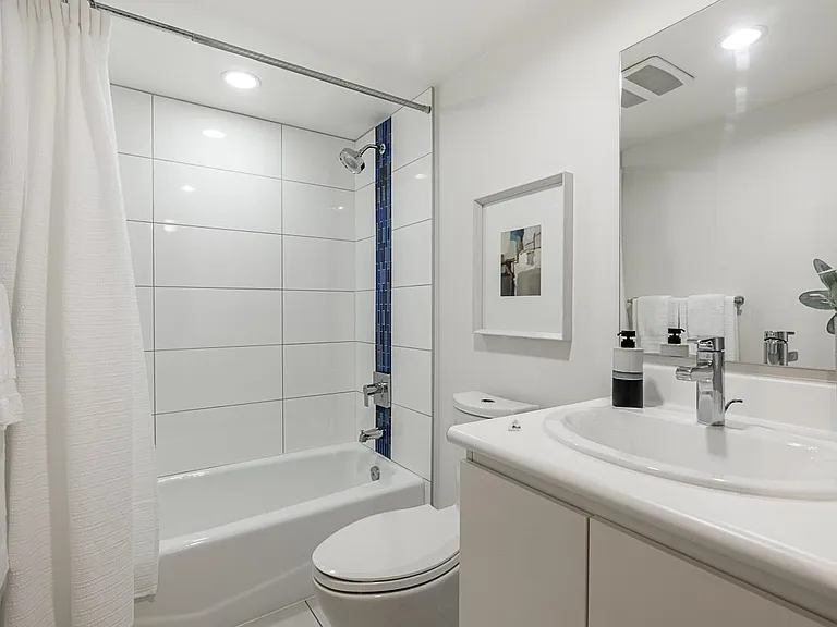 66 Cordova St W #1011 — Photo 19