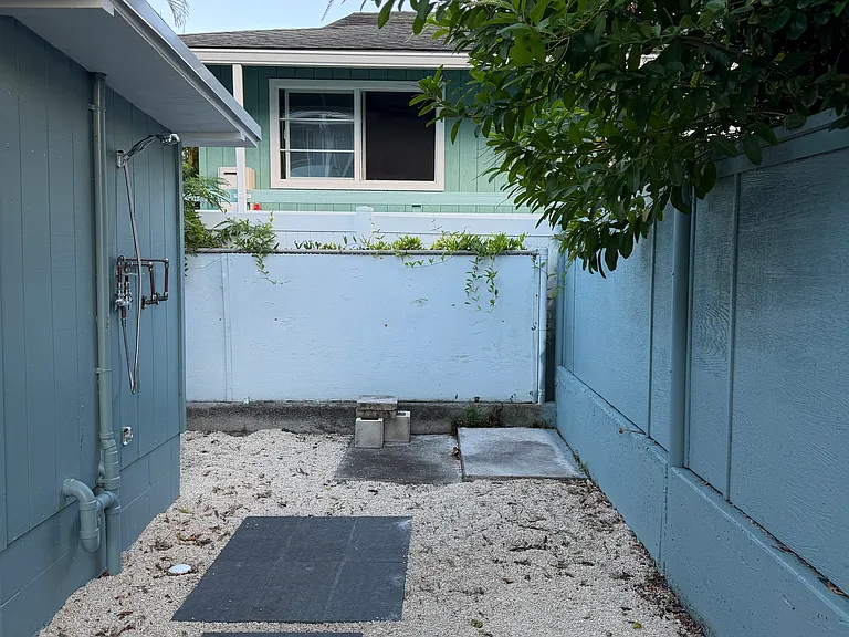 337 Kihapai St #C — Photo 13