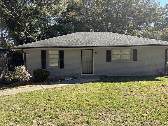 2nd image of 2140 Burroughs Ave SE